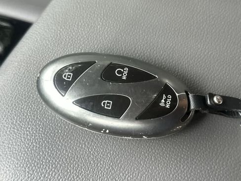 Used 2024 Hyundai Elantra SEL w/ Convenience Package FWD image 29