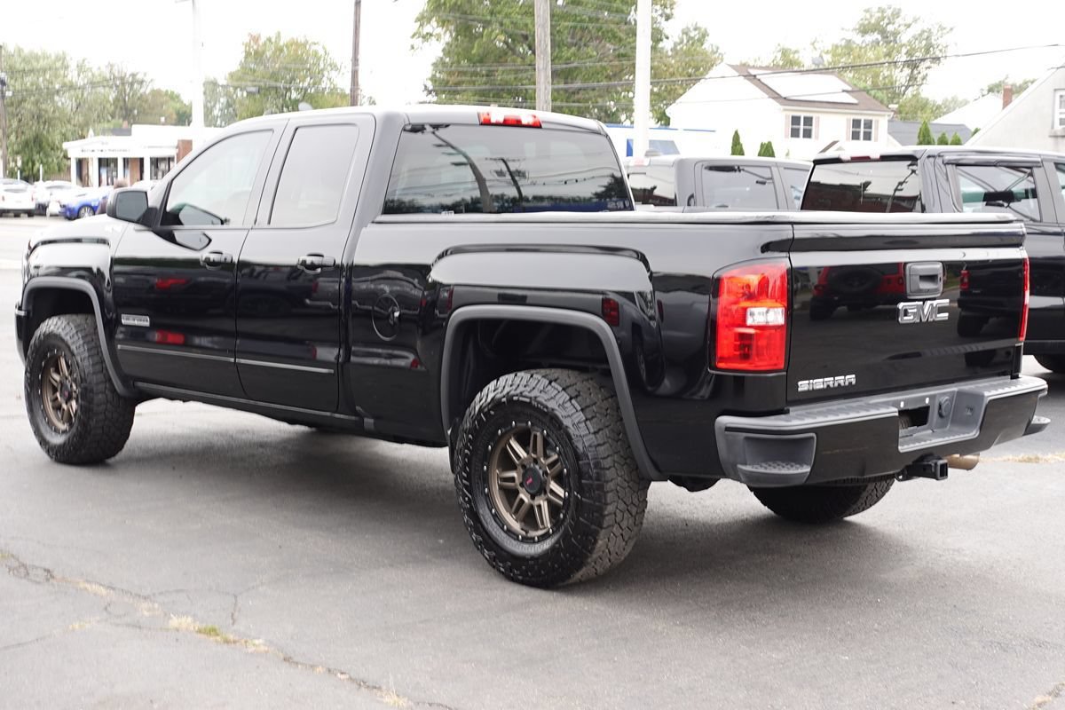 Used 2018 GMC Sierra 1500 4x4 Double Cab w/ Elevation Edition image 2