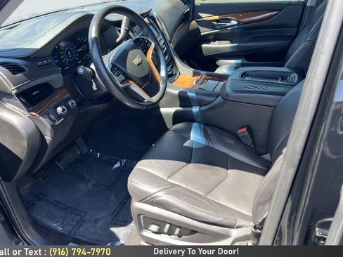 Used 2016 Cadillac Escalade Luxury AWD/4WD image 15