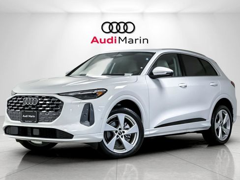 New 2025 Audi Q5 Premium Plus image 1