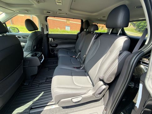 New 2026 Kia Carnival SX Prestige FWD image 30
