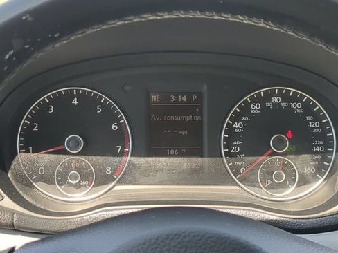 Used 2013 Volkswagen Passat 2.5 SE FWD image 23