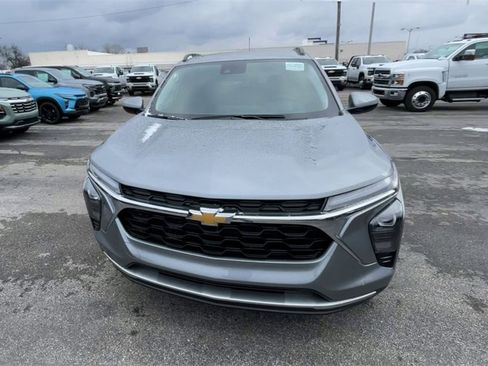 New 2026 Chevrolet Trax LT w/ Driver Confidence Package image 5