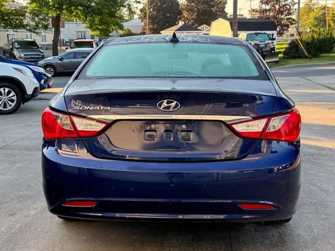 Used 2011 Hyundai Sonata GLS FWD image 3