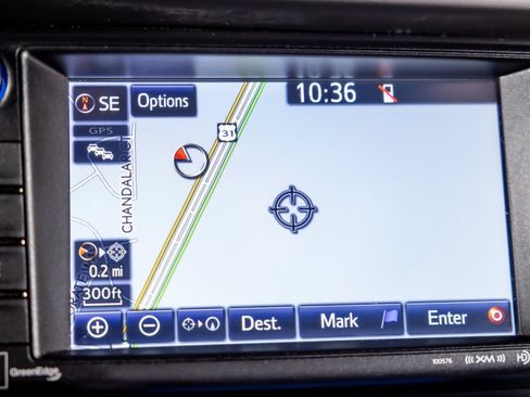 Used 2016 Toyota RAV4 SE w/ Advanced Technology Package FWD image 16