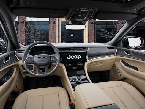 New 2026 Jeep Grand Cherokee L Limited AWD/4WD image 14