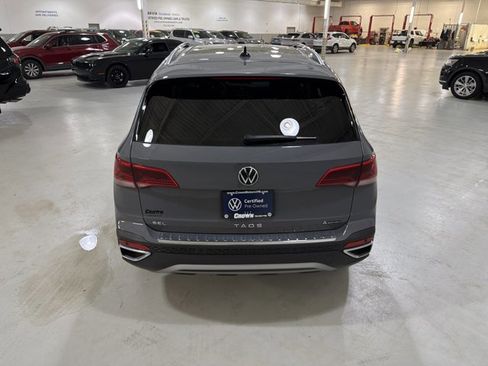 Certified 2024 Volkswagen Taos SEL AWD/4WD image 8