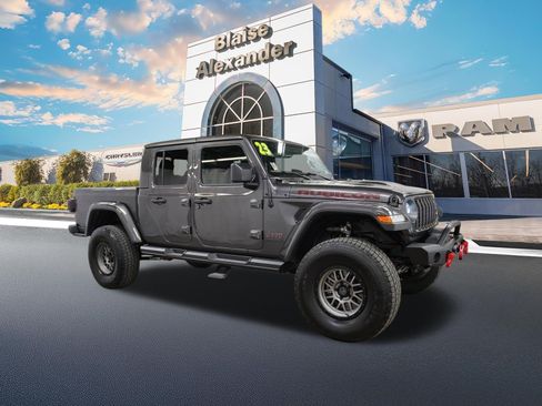 Used 2023 Jeep Gladiator Rubicon w/ Dual Top Group image 1