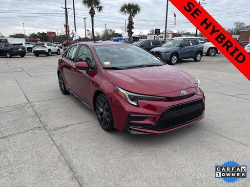 Certified 2024 Toyota Corolla SE image 3