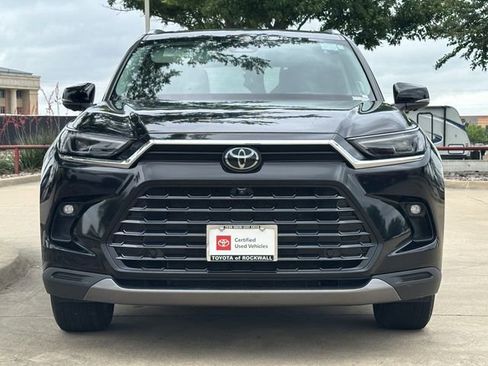 Used 2024 Toyota Grand Highlander AWD image 7