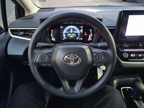 Used 2026 Toyota Corolla LE image 23