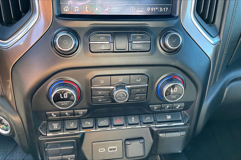 Used 2020 Chevrolet Silverado 3500 High Country AWD/4WD image 34