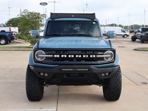 Used 2023 Ford Bronco Outer Banks image 2