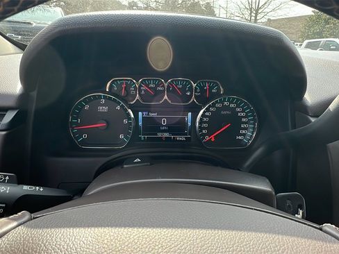 Used 2017 Chevrolet Tahoe LT image 28