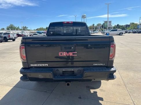 Used 2017 GMC Sierra 1500 Denali w/ Denali Ultimate Package AWD/4WD image 6
