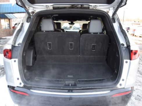 Used 2022 Buick Enclave Premium image 39