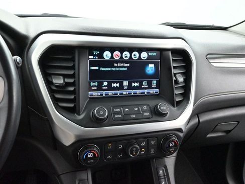 Used 2019 GMC Acadia SLT FWD image 18