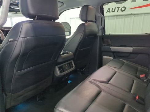 Used 2025 Ford F350 Lariat w/ Lariat Ultimate Package AWD/4WD image 18