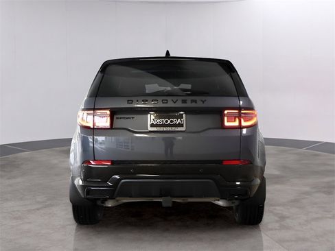 New 2025 Land Rover Discovery Sport Dynamic SE image 12