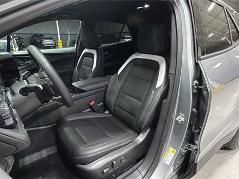 New 2026 Chevrolet Blazer EV LT image 11