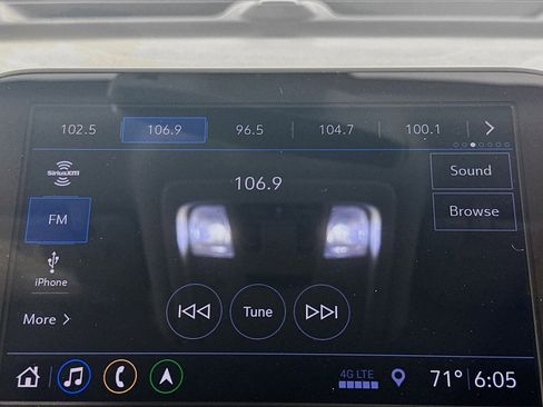 Used 2021 Chevrolet Equinox LT image 21