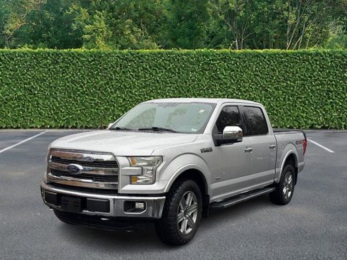 Used 2015 Ford F150 Lariat image 8