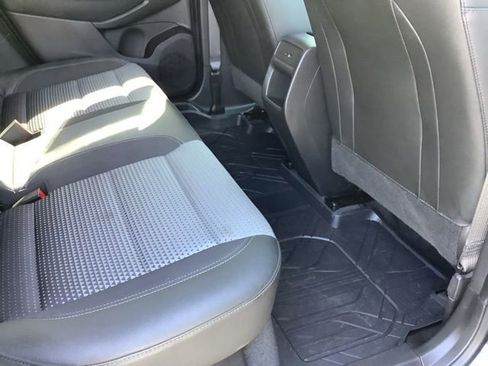 Used 2024 Chevrolet Trax LT w/ Driver Confidence Package FWD image 24