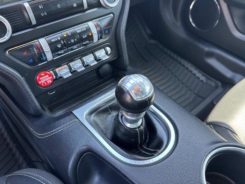 Used 2020 Ford Mustang GT Premium w/ Equipment Group 401A image 26