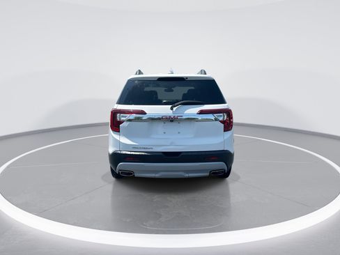 Used 2022 GMC Acadia SLT w/ Technology Package FWD image 8