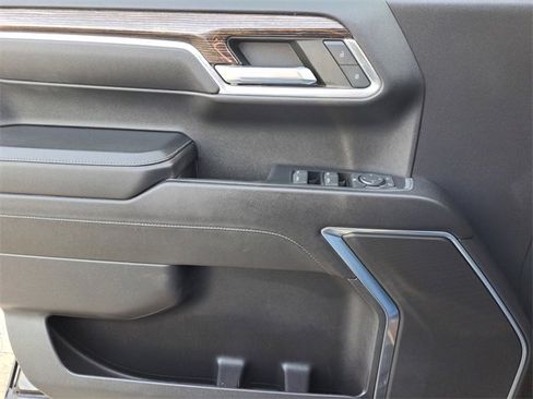 Used 2023 GMC Sierra 1500 Elevation image 22