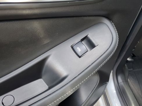 Used 2023 Buick Encore GX Select w/ Sport Touring Package image 31