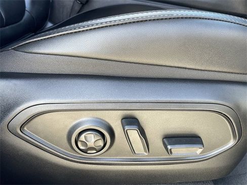 Used 2025 Jeep Grand Cherokee L Limited image 28