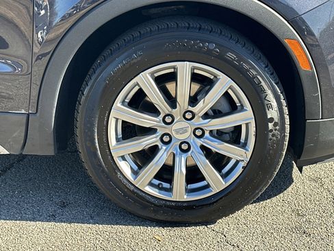 Used 2023 Cadillac XT4 Premium Luxury image 12