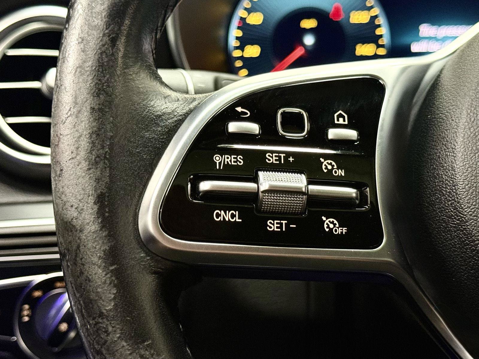 Used 2021 Mercedes-Benz C 300 4MATIC Sedan image 20