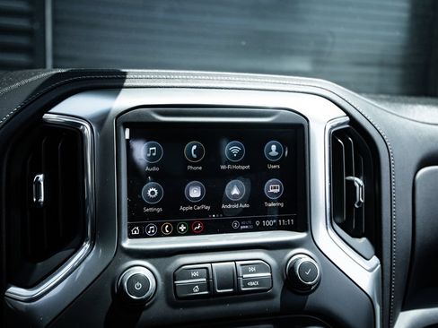Used 2021 Chevrolet Silverado 1500 LT Trail Boss w/ Convenience Package II AWD/4WD image 16