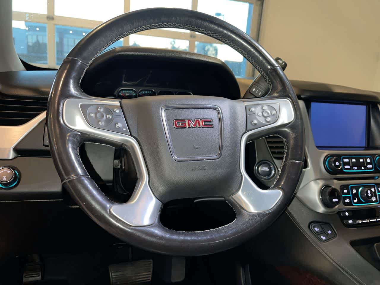 Used 2018 GMC Yukon SLT w/ Open Road Package AWD/4WD image 14