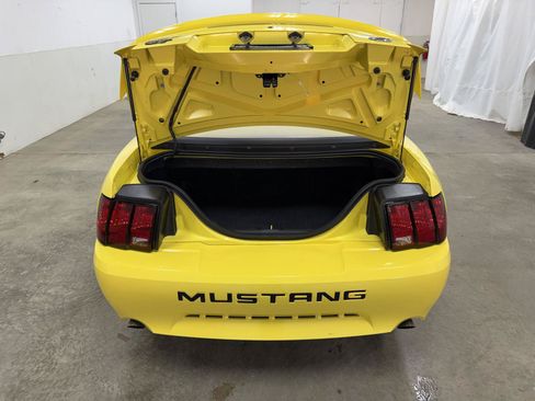 Used 2001 Ford Mustang GT Premium RWD image 21