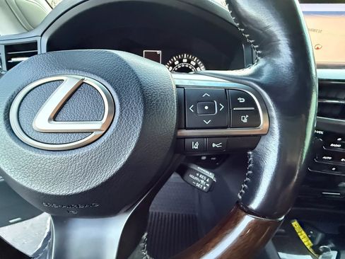 Used 2017 Lexus LX 570 4WD image 30