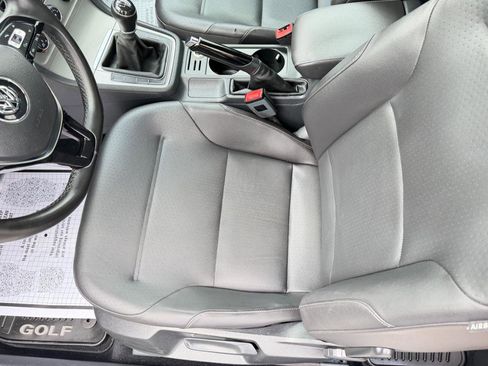 Used 2015 Volkswagen Golf S FWD image 14