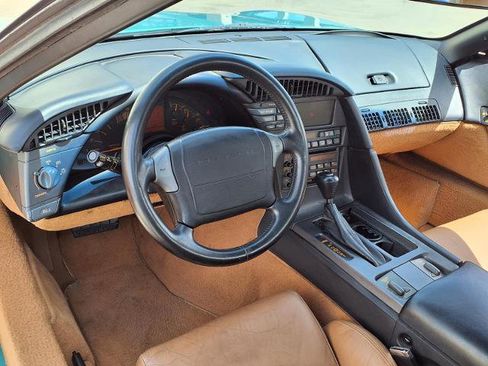 Used 1990 Chevrolet Corvette Convertible image 4