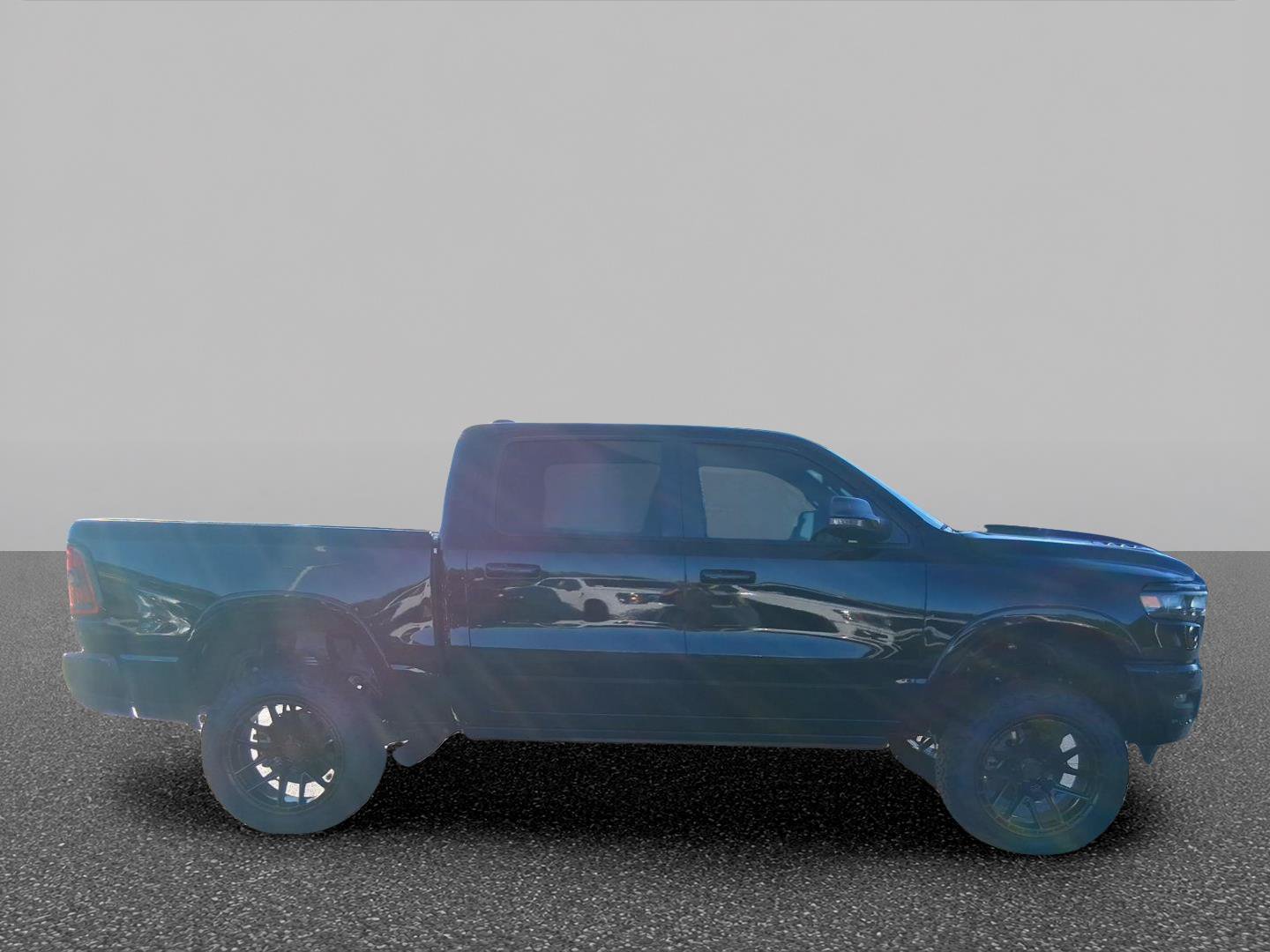 Used 2025 RAM 1500 Laramie w/ Night Edition AWD/4WD image 20