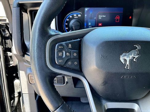 Used 2022 Ford Bronco Outer Banks AWD/4WD image 9