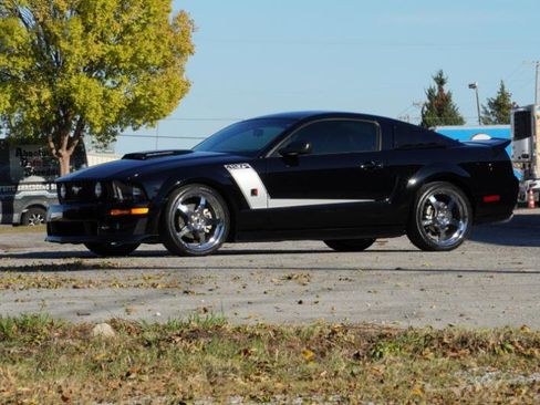 Used 2007 Ford Mustang GT image 19