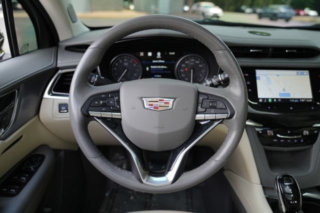 Used 2020 Cadillac XT6 Premium Luxury AWD/4WD image 30