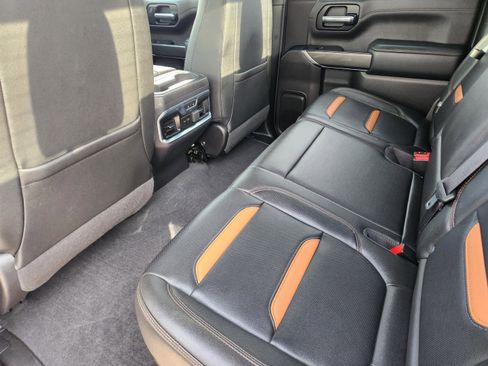 Used 2020 GMC Sierra 1500 AT4 w/ AT4 Premium Package AWD/4WD image 26