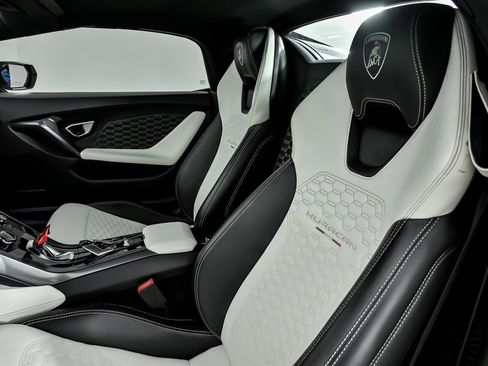 Used 2018 Lamborghini Huracan LP 580-2 image 23