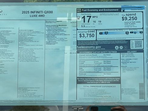 New 2025 INFINITI QX80 Luxe w/ Exterior Package image 13