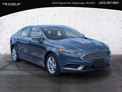 Used 2018 Ford Fusion SE w/ Fusion SE Technology Package