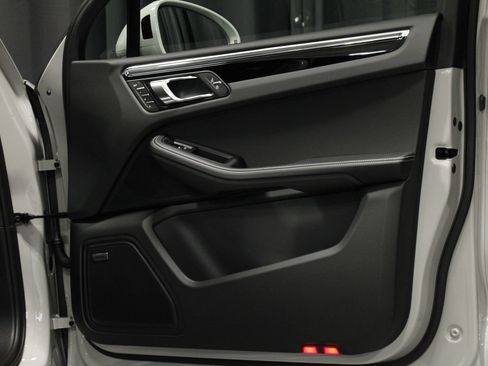 New 2026 Porsche Macan S AWD/4WD image 16