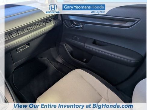 Certified 2025 Honda CR-V EX image 15